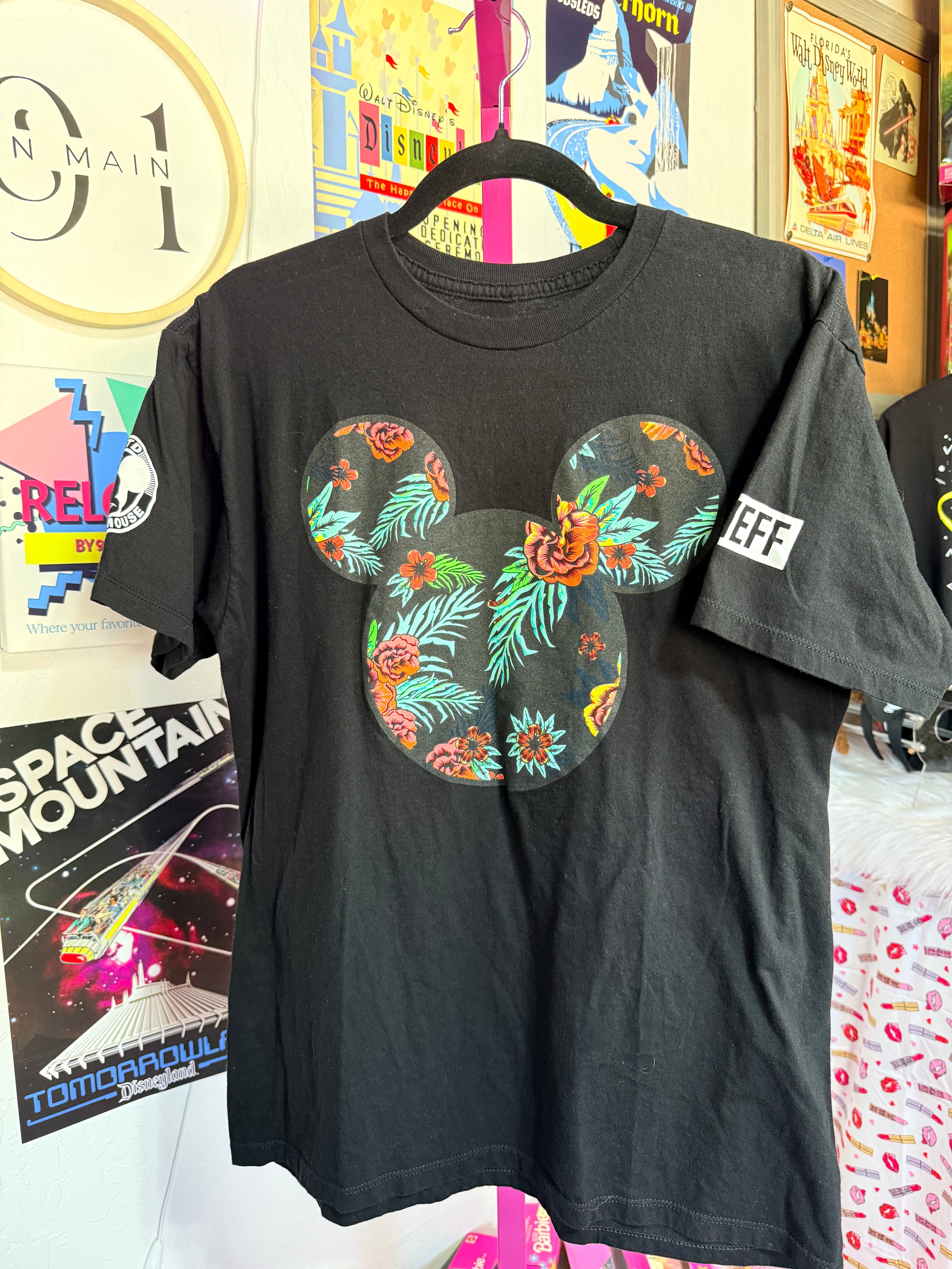 Neff Mickey