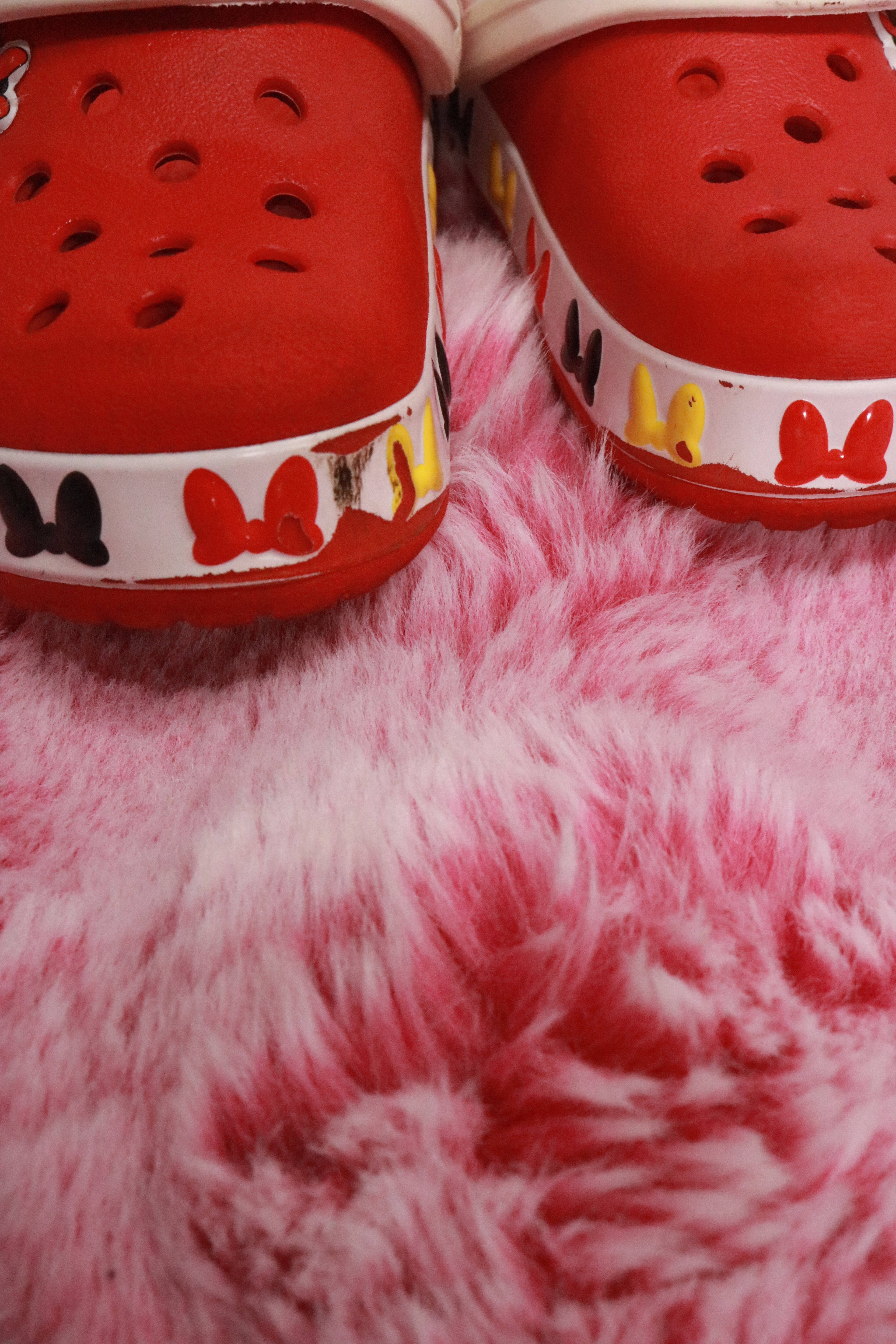 Minnie Crocs